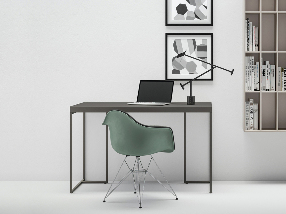 Poly: scrivania moderna dal design minimal - Caccaro